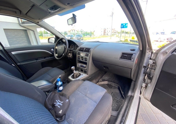 Ford Mondeo cena 3900 przebieg: 349000, rok produkcji 2004 z Lubawa małe 232